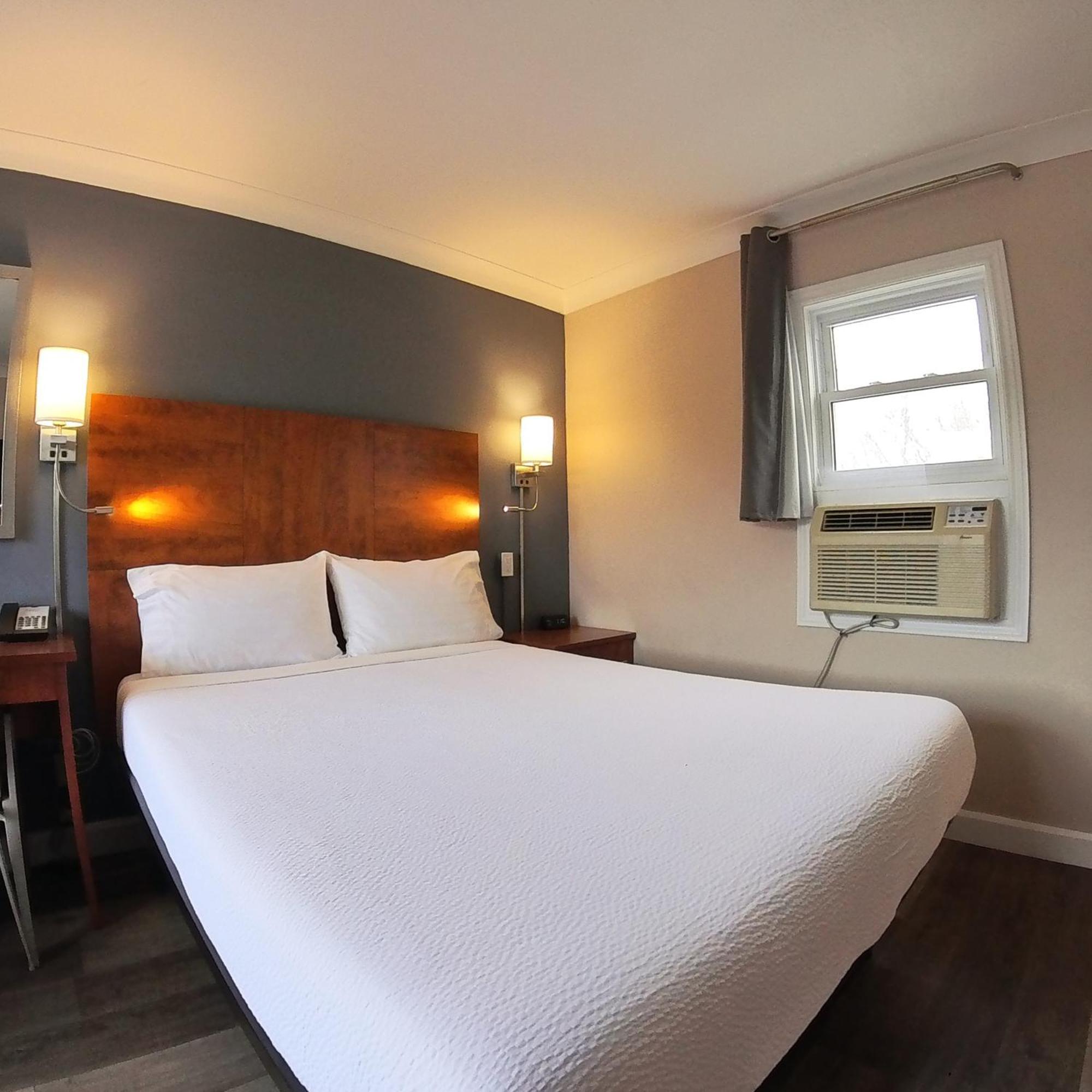 Moonlight Inn And Suites Sudbury Eksteriør billede
